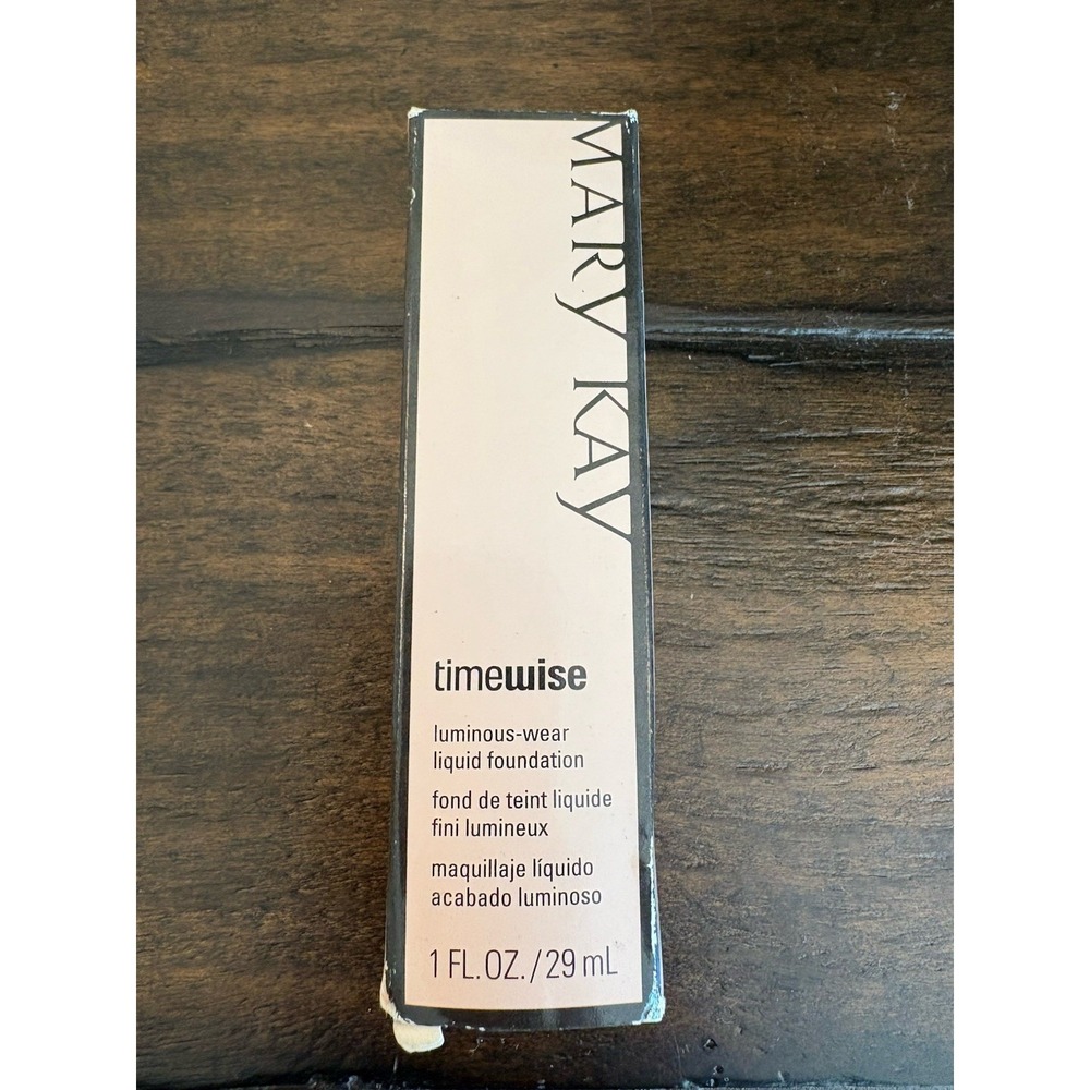 New BEIGE 4 Mary Kay Timewise Luminous Wear Liquid Foundation - Discontinued